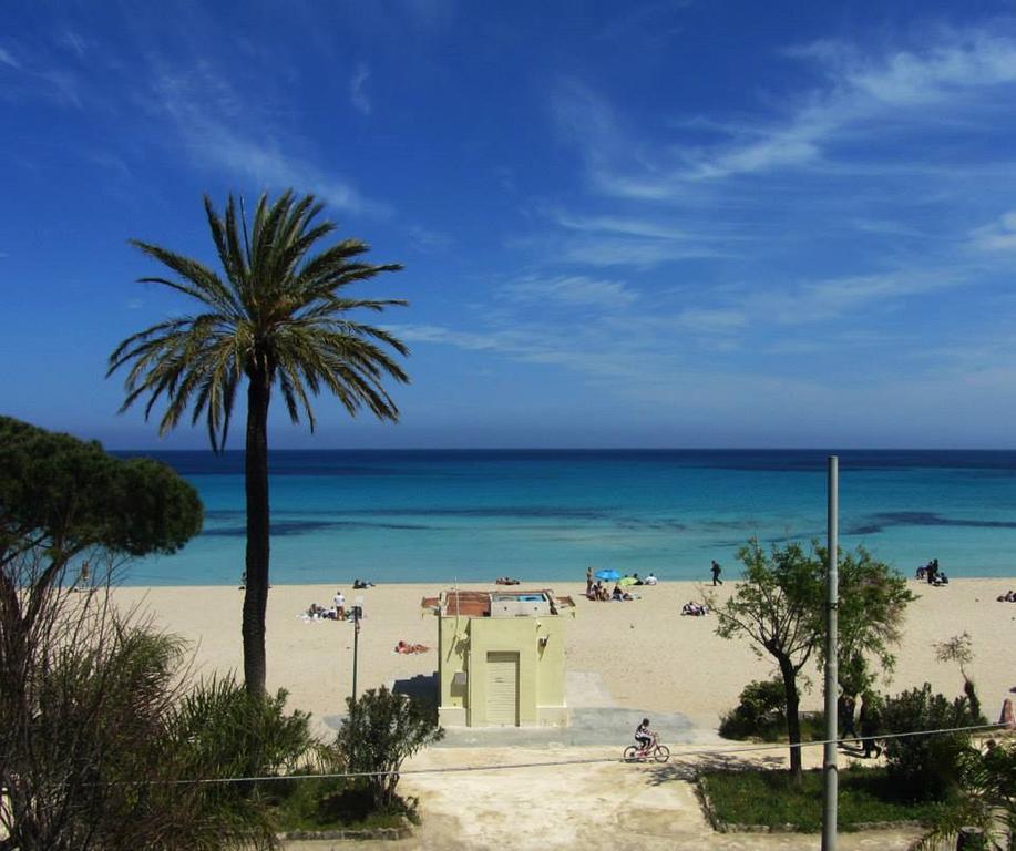 Casa Lunastella Locazione Turistica มอนเดลโล ภายนอก รูปภาพ