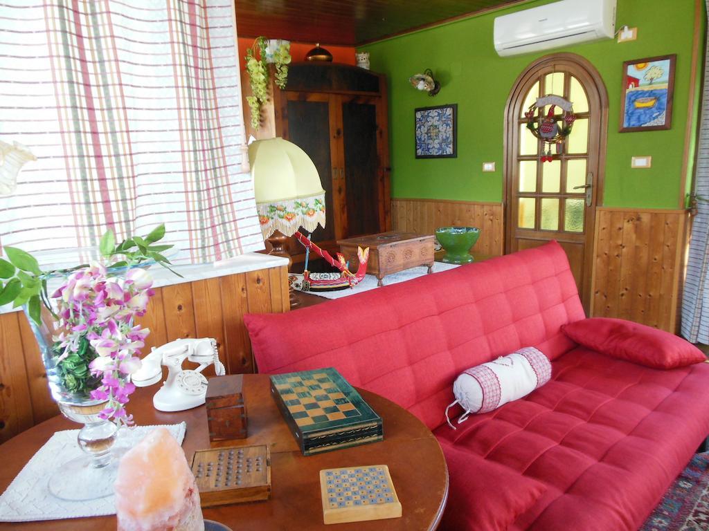 Casa Lunastella Locazione Turistica มอนเดลโล ห้อง รูปภาพ